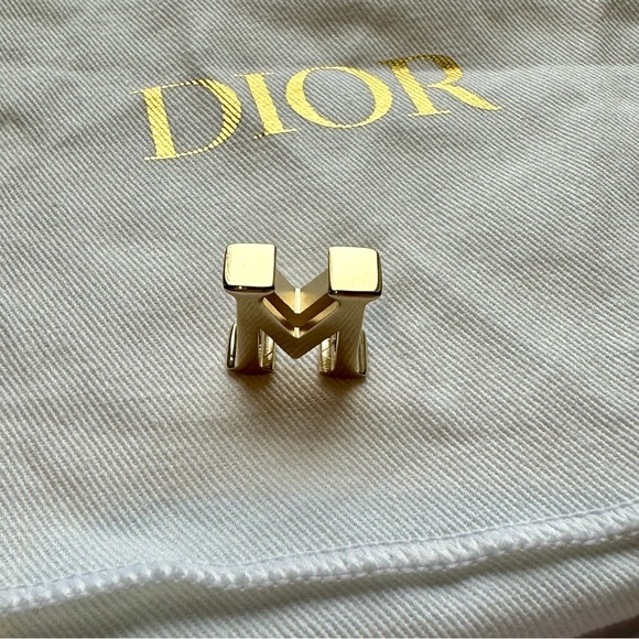 [SOLD] LADY DIOR MY ABCDIOR LETTER 'M' BADGE/BAG CHARM, AUTHENTIC - Picture 5 of 6